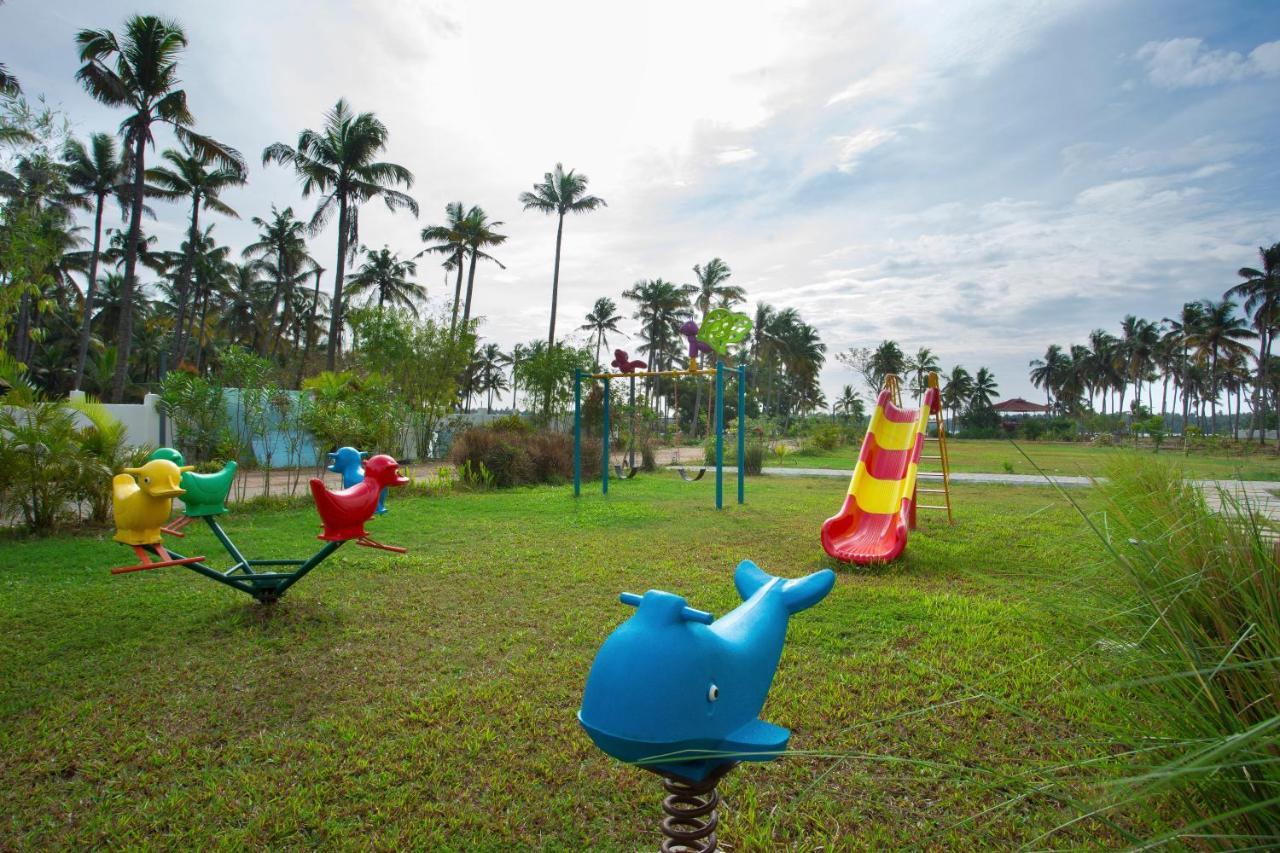 Blue Serene Resort Guruvāyūr Esterno foto