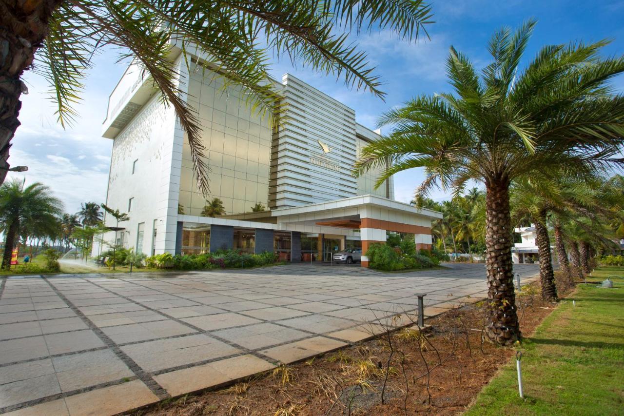Blue Serene Resort Guruvāyūr Esterno foto
